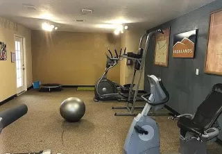 Photo #3: 222145408 Listing 