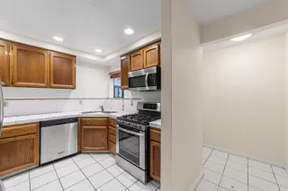 Photo #3: 222145459 Listing 