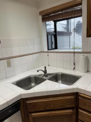 Photo #5: 222145459 Listing 