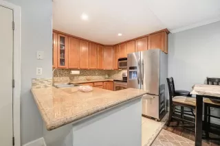 Photo #3: 222145772 Listing 