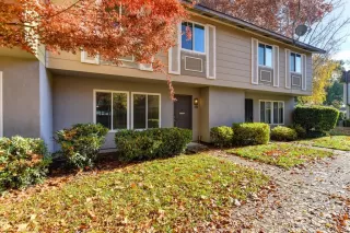 Photo #3: 222145886 Listing