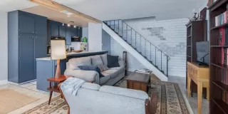 Photo #2: 222146837 Listing