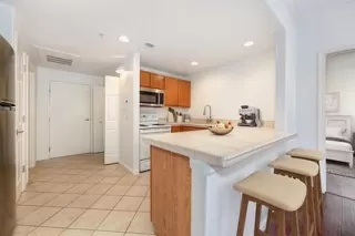 Photo #3: 222146894 Listing 