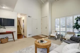 Photo #6: 222147018 Listing