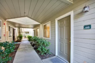 Photo #3: 222147181 Listing