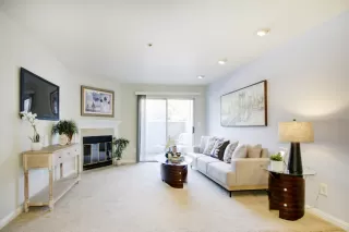 Photo #5: 222147181 Listing