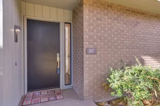 Photo #3: 222147230 Listing