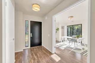 Photo #5: 222147230 Listing