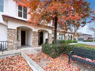 Photo #3: 222147890 Listing