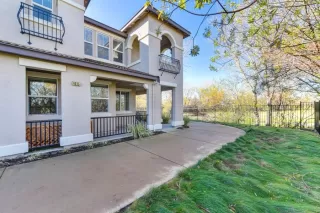 Photo #1: 222148168 Listing