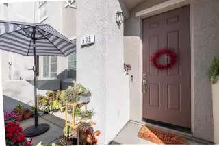 Photo #1: 222148408 Listing 