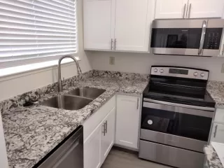 Photo #5: 222148831 Listing