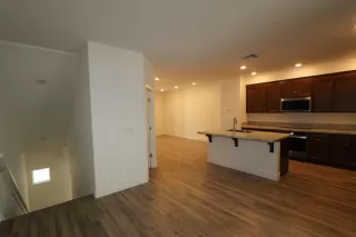 Photo #3: 222149090 Listing