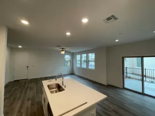 Photo #1: 222149250 Listing