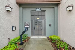 Photo #1: 222150269 Listing 