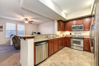Photo #4: 222150269 Listing 