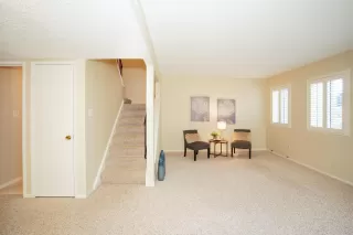 Photo #5: 222150625 Listing