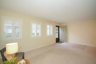 Photo #6: 222150625 Listing