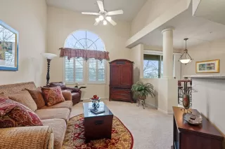 Photo #2: 222150685 Listing 