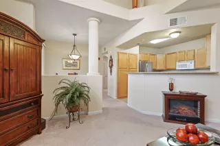 Photo #3: 222150685 Listing 