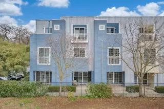 Photo #2: 223000562 Listing 