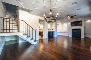 Photo #5: 223000587 Listing