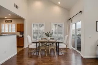 Photo #4: 223000588 Listing