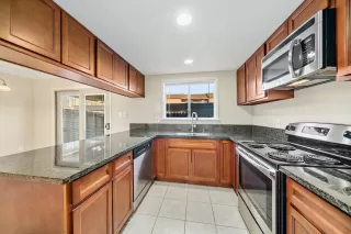 Photo #1: 223000737 Listing 