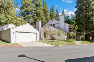 Photo #1: 223001207 Listing