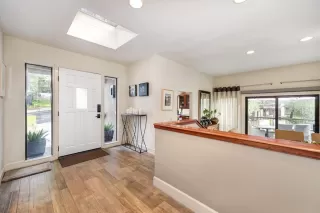 Photo #6: 223001657 Listing