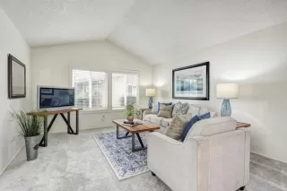 Photo #2: 223002054 Listing 