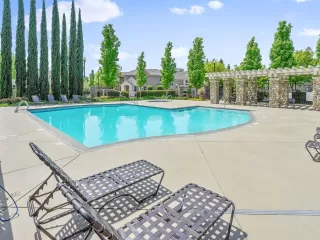 Photo #2: 223002298 Listing