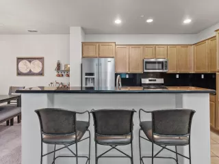 Photo #5: 223002298 Listing