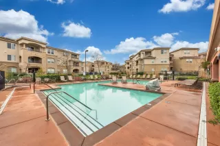 Photo #1: 223002375 Listing 