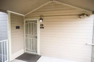 Photo #1: 223002917 Listing 