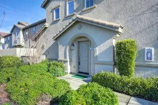 Photo #1: 223003363 Listing