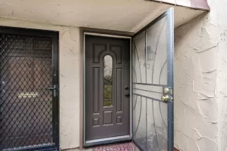 Photo #4: 223003504 Listing