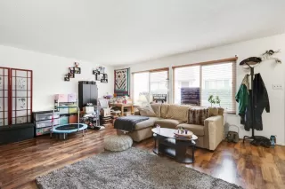 Photo #6: 223003504 Listing