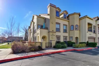 Photo #1: 223004221 Listing 