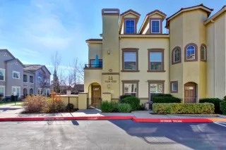 Photo #2: 223004221 Listing 