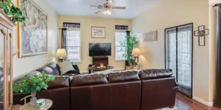 Photo #2: 223005033 Listing 