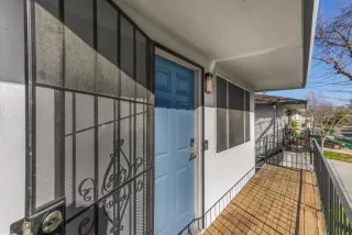 Photo #2: 223005238 Listing 