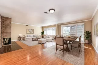 Photo #2: 223005365 Listing 