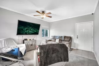 Photo #3: 223005837 Listing 