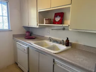 Photo #6: 223007008 Listing