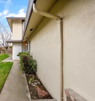 Photo #2: 223007245 Listing