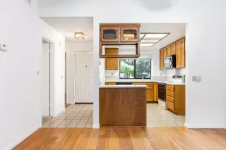 Photo #5: 223007297 Listing 