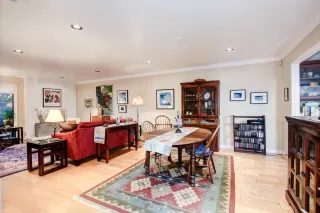 Photo #6: 223007383 Listing