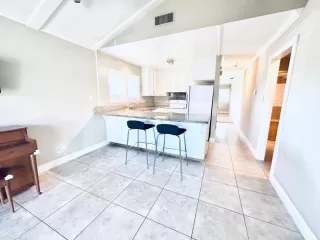 Photo #4: 223007837 Listing