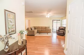 Photo #3: 223008022 Listing